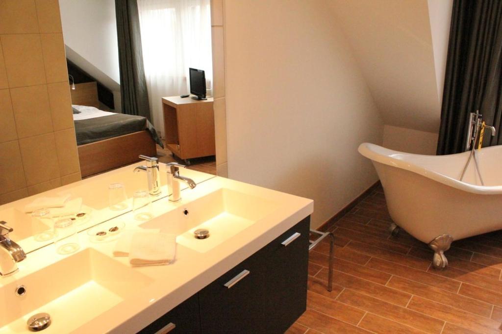 Art Hotel Kaysersberg-Vignoble Rum bild